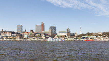 Fototapeta premium Hamburg Landungsbrucken