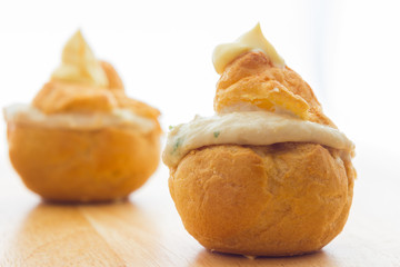 Cream puffs with tuna