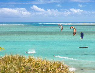 kite surf à l'île Rodrigues, lagon de l'anse Mourouk