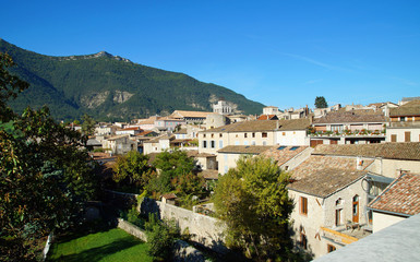 Fototapeta na wymiar Die - typisches Dorf der Provence