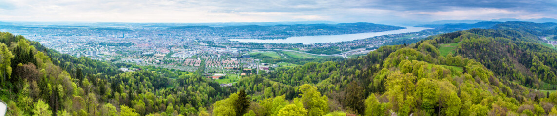 Fototapeta na wymiar Panorama of Zurich city and lake Zurich
