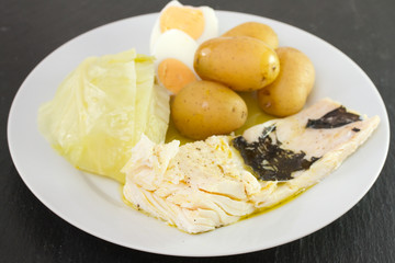 fish with potato and cabbage