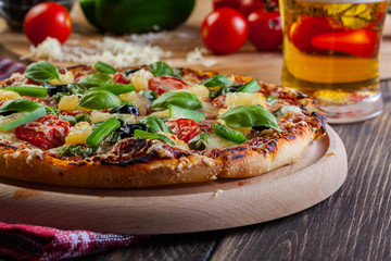 Pizza hawaii with beer