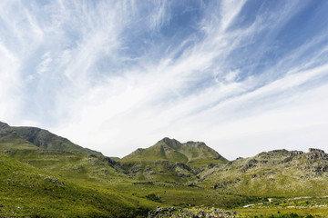Fototapeta na wymiar mountain and cloud landscape
