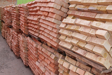 Obraz na płótnie Canvas Pallets of red brick