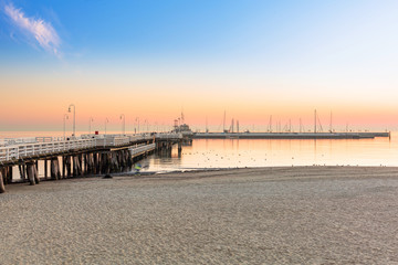 Fototapeta premium Sunrise at Baltic sea in Sopot, Poland