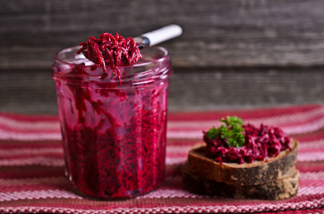 Sandwich with beet
