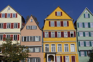 Fototapeta na wymiar Gebäude in Tübingen am Neckar