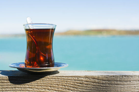 Hot Tea Time