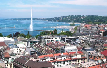 The city of Geneva, the Leman Lake and the Water