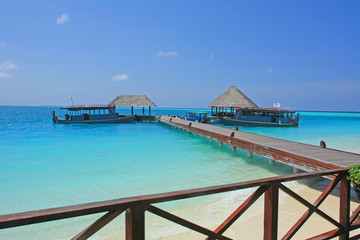 Fototapeta na wymiar maldives, sea, dock and sky