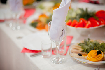 The elegant dinner table.