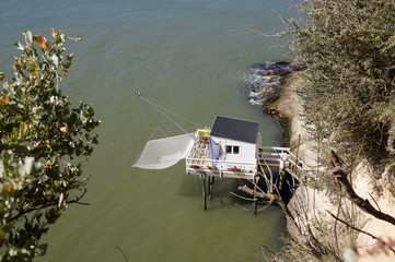 Ponton de pêche au carrelet - Meschers-sur-Gironde