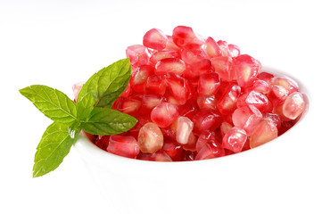 Pomegranate sedds and mint