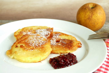 Apfelküchle