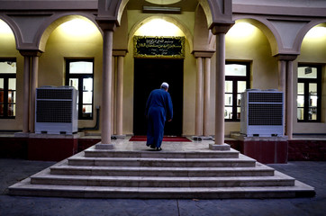 alla moschea