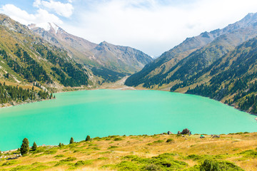 Fototapeta premium Spectacular scenic Big Almaty Lake Mountains in Almaty