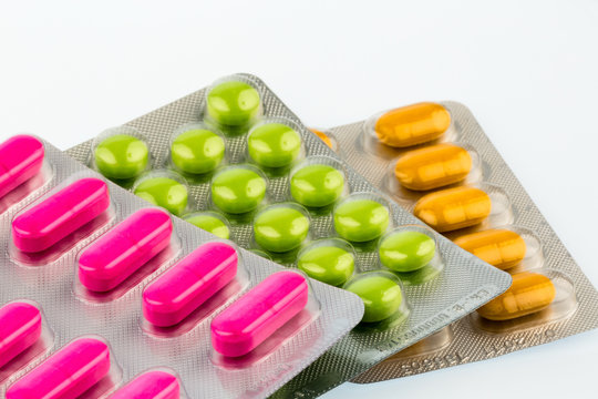 Bunte Tabletten in Blisterpackung,