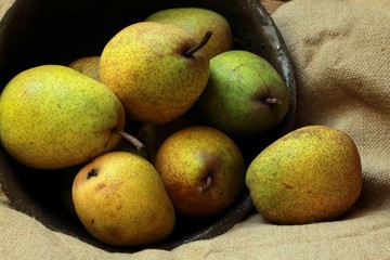 ripe, juicy pears