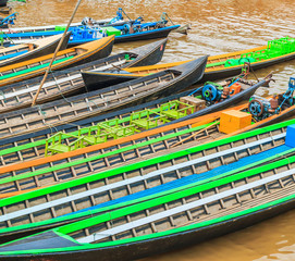 Obraz premium Passenger boat at Inle lake in Shan state, Myanmar