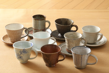 Obraz na płótnie Canvas 陶器のコーヒーカップ