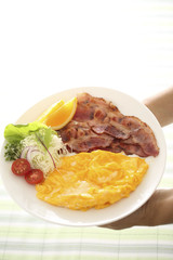 ベーコンエッグ