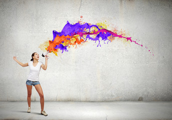 Obraz na płótnie Canvas Girl with megaphone