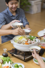 家族で囲む鍋料理