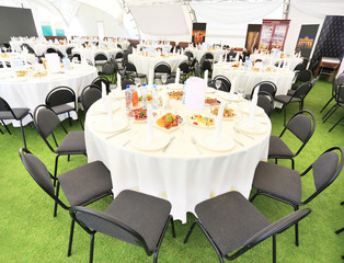 gorgeous wedding chair and table setting