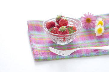 イチゴとマーガレット