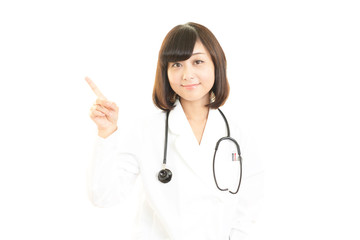 笑顔の女医