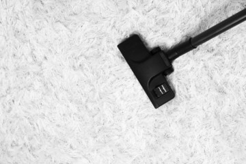 Vacuum cleaner to tidy up carpet
