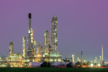 Obraz na płótnie Canvas petrochemical industrial plant power station