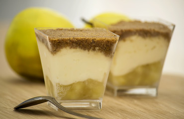 Apple crumble dessert