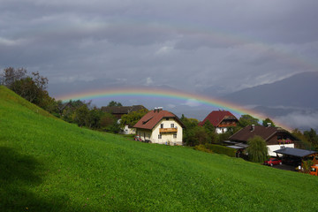 Fototapeta na wymiar doppelter Regenbogen