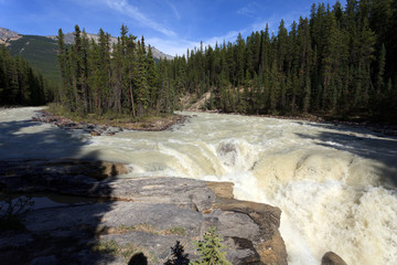 Sunwapta Falls