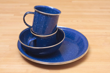Enamel plate set
