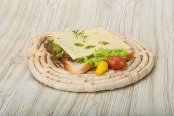 Sandwich with cheese