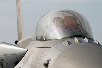 Obraz na płótnie Canvas F-16