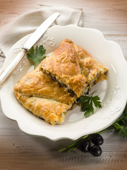 strudel stuffed with tuna and black olives