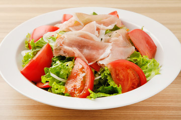 生ハムのサラダ