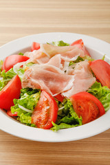 生ハムのサラダ
