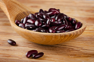 Kidney beans on  wooden table