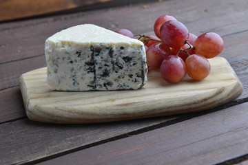 cheese and red grapes