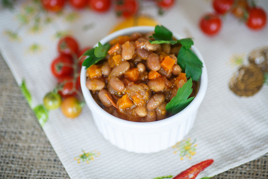 bean stew with vegetables
