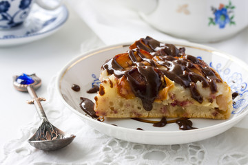 pie with berries