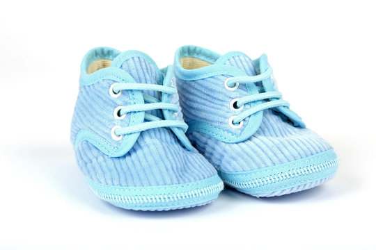 Blaue Stoffschuhe