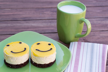 glass of milk and cake