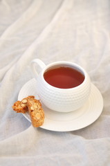 Obraz na płótnie Canvas Tea and biscotti, selective focus