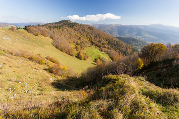 Fototapeta na wymiar Sommets des Vosges en automne